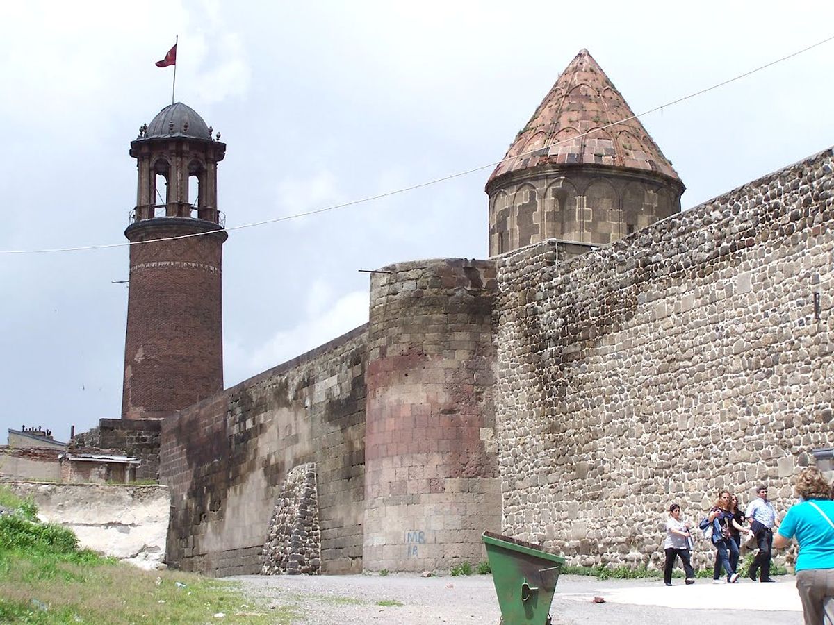Erzurum Kalesi'nde Restorasyon Çalışması