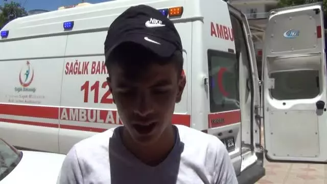 Bayramlaşma Yolunda Kaza: 9 Yaralı Bayramlaşma Yolunda Kaza: 9 Yaralı