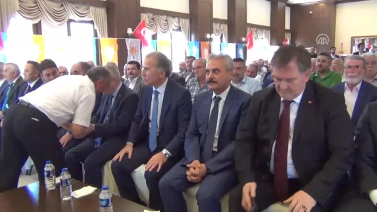 CHP'nin Berberoğlu'nun Tutuklanmasına Tepki Yürüyüşü - Eski TBMM Başkanı Şahin