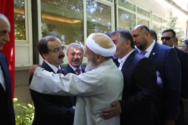 İl Protokolü Bayramlaşma Töreninde Bir Araya Geldi İl Protokolü Bayramlaşma Töreninde Bir Araya Geldi