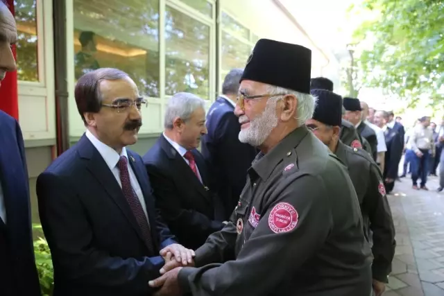İl Protokolü Bayramlaşma Töreninde Bir Araya Geldi İl Protokolü Bayramlaşma Töreninde Bir Araya Geldi