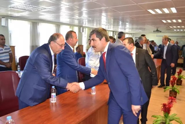 Muş Belediyesinde Bayramlaşma Töreni Muş Belediyesinde Bayramlaşma Töreni