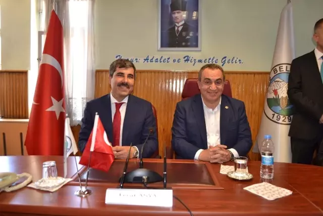 Muş Belediyesinde Bayramlaşma Töreni Muş Belediyesinde Bayramlaşma Töreni