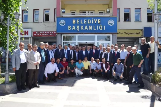 Muş Belediyesinde Bayramlaşma Töreni Muş Belediyesinde Bayramlaşma Töreni