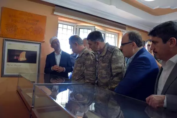 Orgeneral Akar, Bayram Namazını Tillo'da Kıldı Orgeneral Akar, Bayram Namazını Tillo'da Kıldı