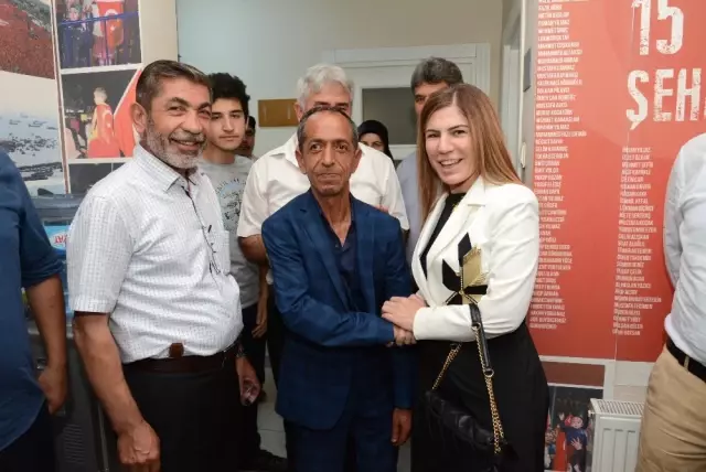 AK Parti Aksaray İl Başkanlığında Bayramlaşma AK Parti Aksaray İl Başkanlığında Bayramlaşma