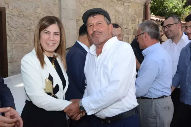 AK Parti Aksaray İl Başkanlığında Bayramlaşma AK Parti Aksaray İl Başkanlığında Bayramlaşma