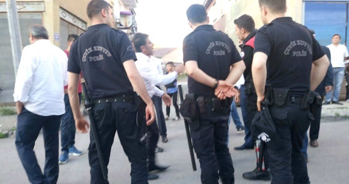 Erzurum'da Tehlikeli Gerginlik! Suriyeliler ile Vatandaşlar Birbirine Girdi