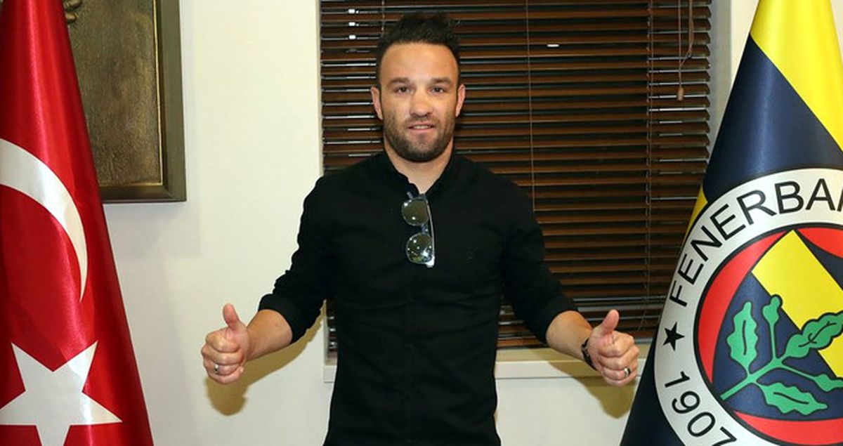 Fenerbahçe'yle Anlaşan Valbuena, Lyon'a Veda Etti