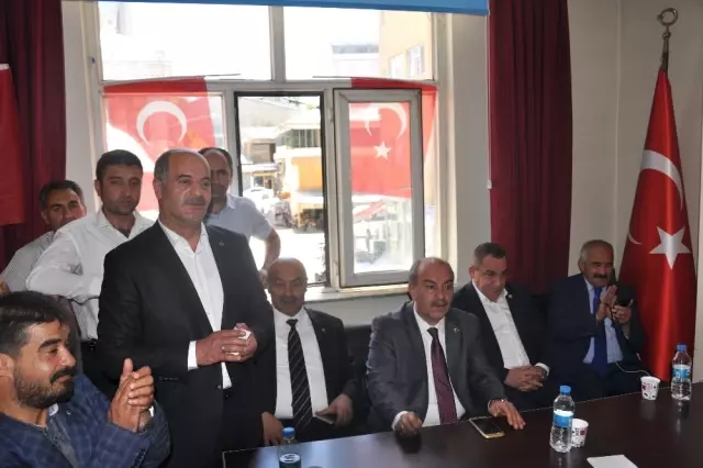 AK Parti Muş Milletvekili Şimşek, Bulanık'ta Vatandaşlarla Bayramlaştı AK Parti Muş Milletvekili Şimşek, Bulanık'ta Vatandaşlarla Bayramlaştı