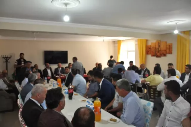 AK Parti Muş Milletvekili Şimşek, Bulanık'ta Vatandaşlarla Bayramlaştı AK Parti Muş Milletvekili Şimşek, Bulanık'ta Vatandaşlarla Bayramlaştı