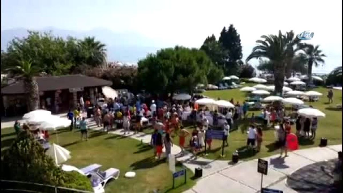 Kuşadası'nda Yetişen Meyveler Festivallerle Turistlere Tanıtılıyor