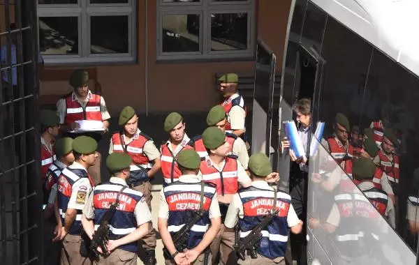 Edirne'de Askerlerin 'Darbe' Davası Devam Ediyor