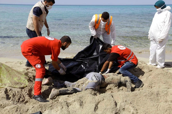 Akdeniz Morga Döndü! Talihsiz Mültecilerin Çürümüş Bedenleri Sahillere Vuruyor