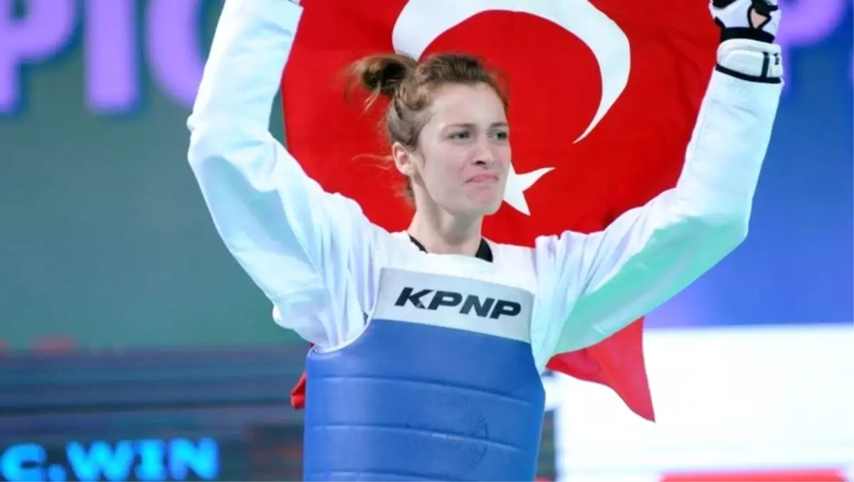 Başbakan Yıldırım, Dünya Şampiyonu Tekvandocu Ağrıs'ı Kutladı