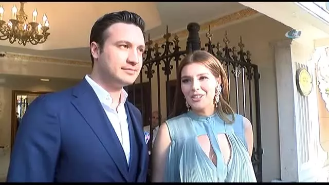 Burak Özçivit ve Fahriye Evcen Dünya Evine Girdi Burak Özçivit ve Fahriye Evcen Dünya Evine Girdi
