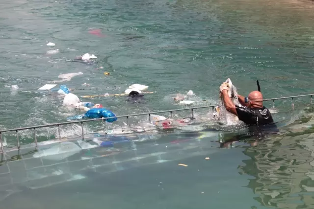 Hayata Tutunma Zincirleri Çöp Süzgecine Dönüştü Hayata Tutunma Zincirleri Çöp Süzgecine Dönüştü