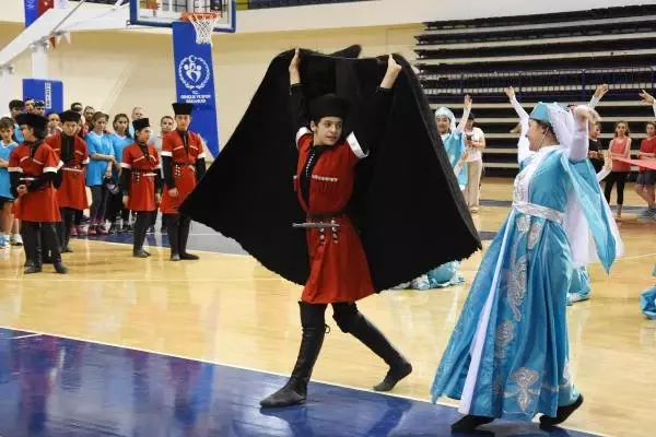 İzmir'de Spor Merkezleri Açıldı: