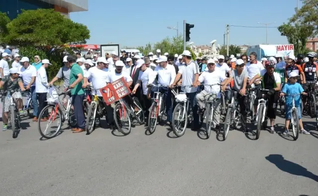 Uyuşturucuyla Mücadele İçin Pedal Çevirdiler Uyuşturucuyla Mücadele İçin Pedal Çevirdiler