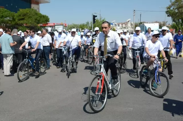 Uyuşturucuyla Mücadele İçin Pedal Çevirdiler Uyuşturucuyla Mücadele İçin Pedal Çevirdiler