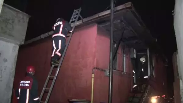Beykoz'da Korkutan Gecekondu Yangını Beykoz'da Korkutan Gecekondu Yangını