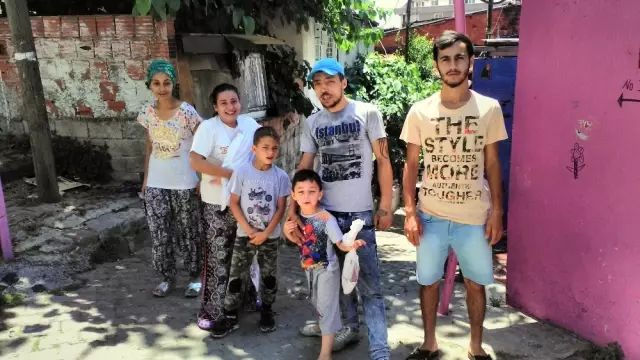 Istanbul'da Inanılmaz Olay: Mahalleyi Pire Bastı Istanbul'da Inanılmaz Olay: Mahalleyi Pire Bastı