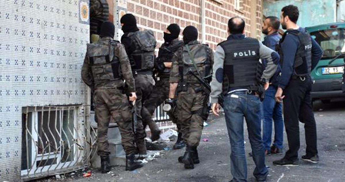 İstanbul'da Özel Harekat Destekli Narkotik Operasyonu: 13 Gözaltı