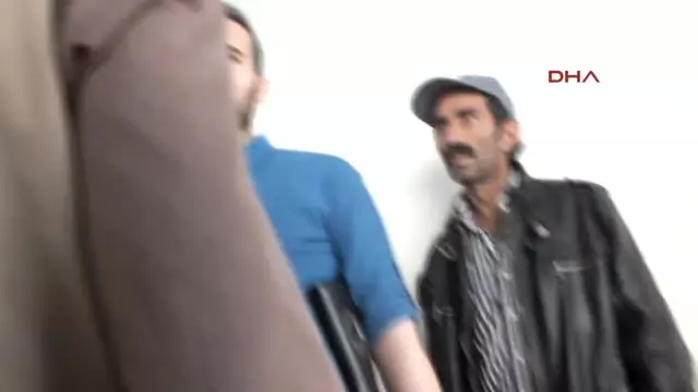 Kars Hastaneden Dönen Baba-Oğul Trafik Kazasında Öldü Kars Hastaneden Dönen Baba-Oğul Trafik Kazasında Öldü