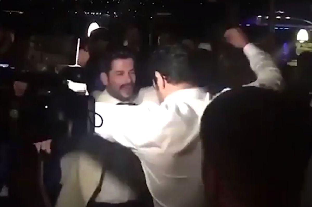 Kenan İmirzalıoğlu ve Burak Özçivit'ten Misket Şov