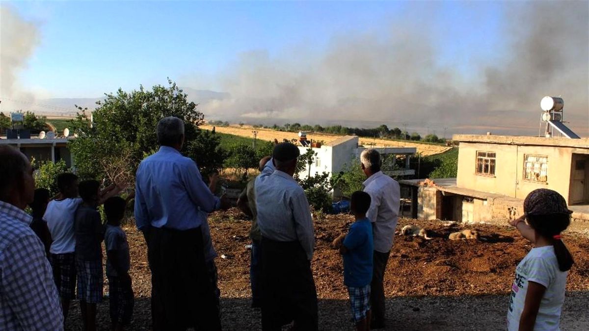 12 Köyün Etrafını Saran Korkutan Yangın 15 Saat Sonra Söndürülebildi