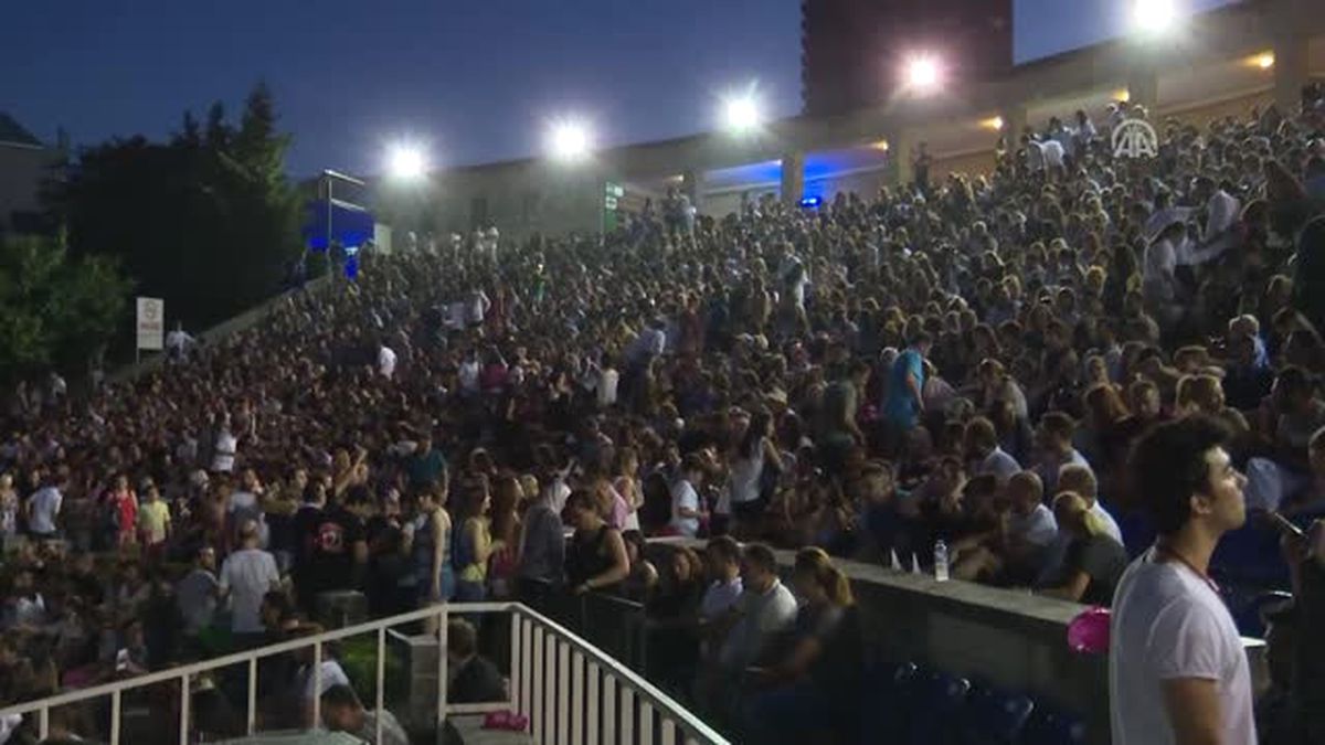 Tarkan Harbiye Açıkhava'da Konser Verdi - Istanbul