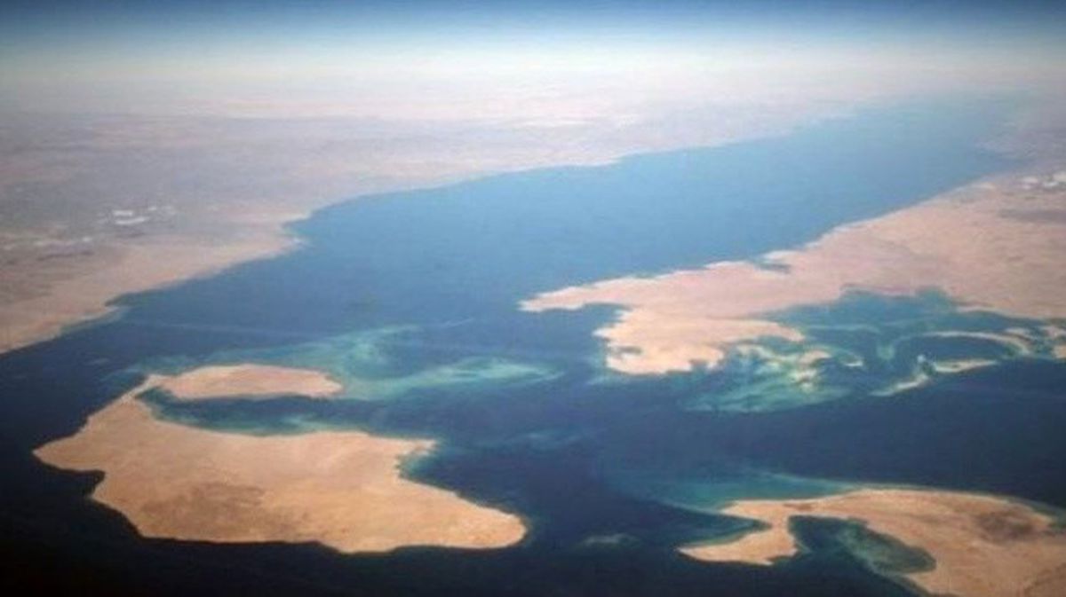 Tiran ve Sanafir Adaları Suudi Arabistan'a Devredildi