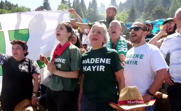 Artvin'de, Boğa Güreşlerinde Maden Protestosu Gerginliği ...