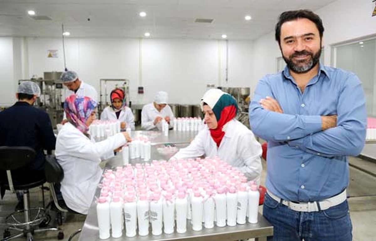 Parfüm Üretimine Mutfakta Başladı, Şimdi Fabrika Sahibi Oldu