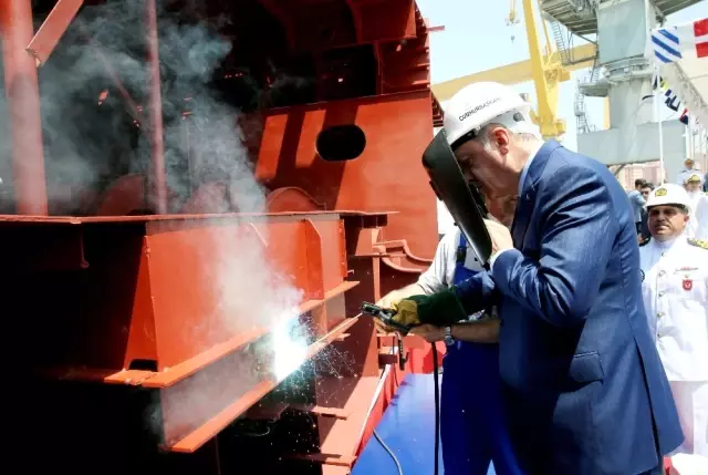 Kınalıada Korveti Cumhurbaşkanı Erdoğan'ın Katıldığı Törenle Denize İndirildi