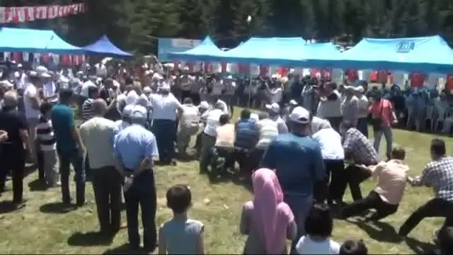 Muhtarlar Çocuklar Gibi Eğlendi Muhtarlar Çocuklar Gibi Eğlendi