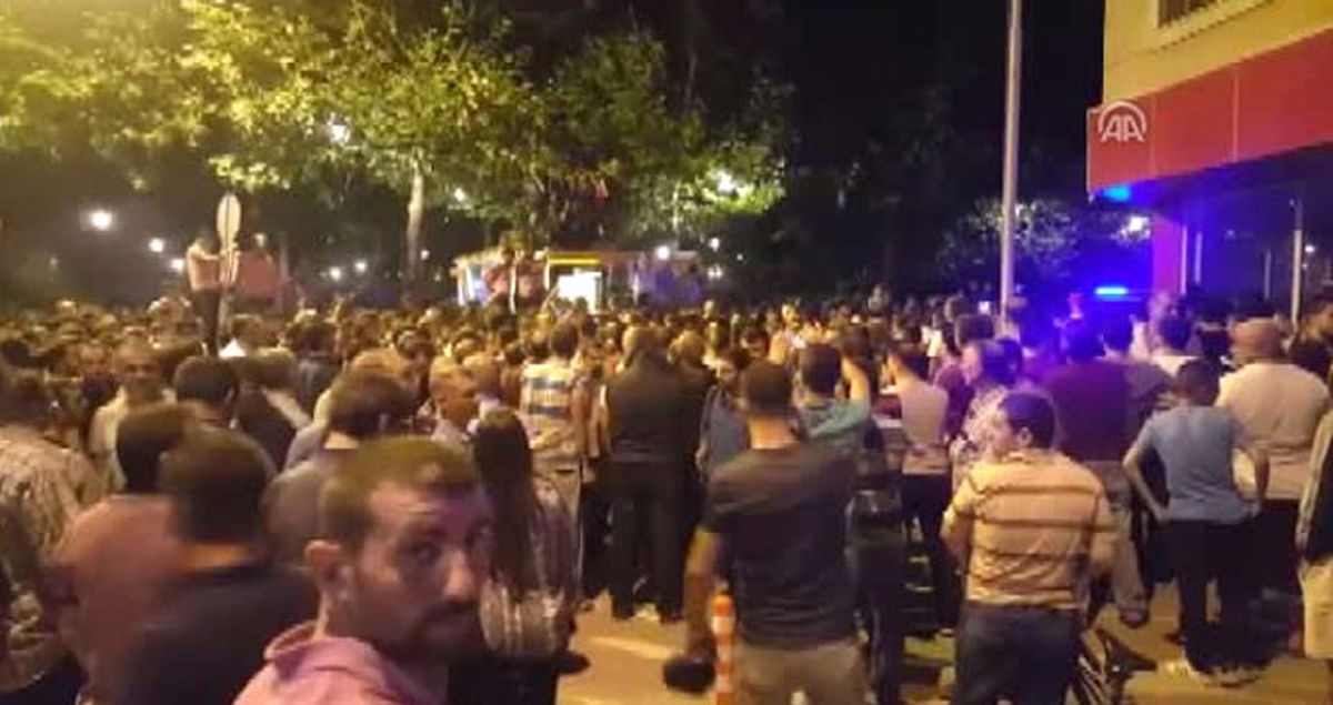 Bursa Gemlik'te Bir Polisi Şehit Edip Avukatı Öldüren Saldırgan İntihar Etti