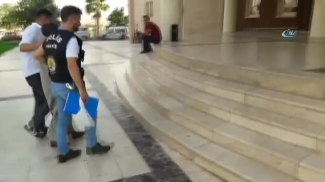 Bıçaklanarak Öldürülen Suriyeli Kadının Cinayet Zanlıları Yakalandı Bıçaklanarak Öldürülen Suriyeli Kadının Cinayet Zanlıları Yakalandı