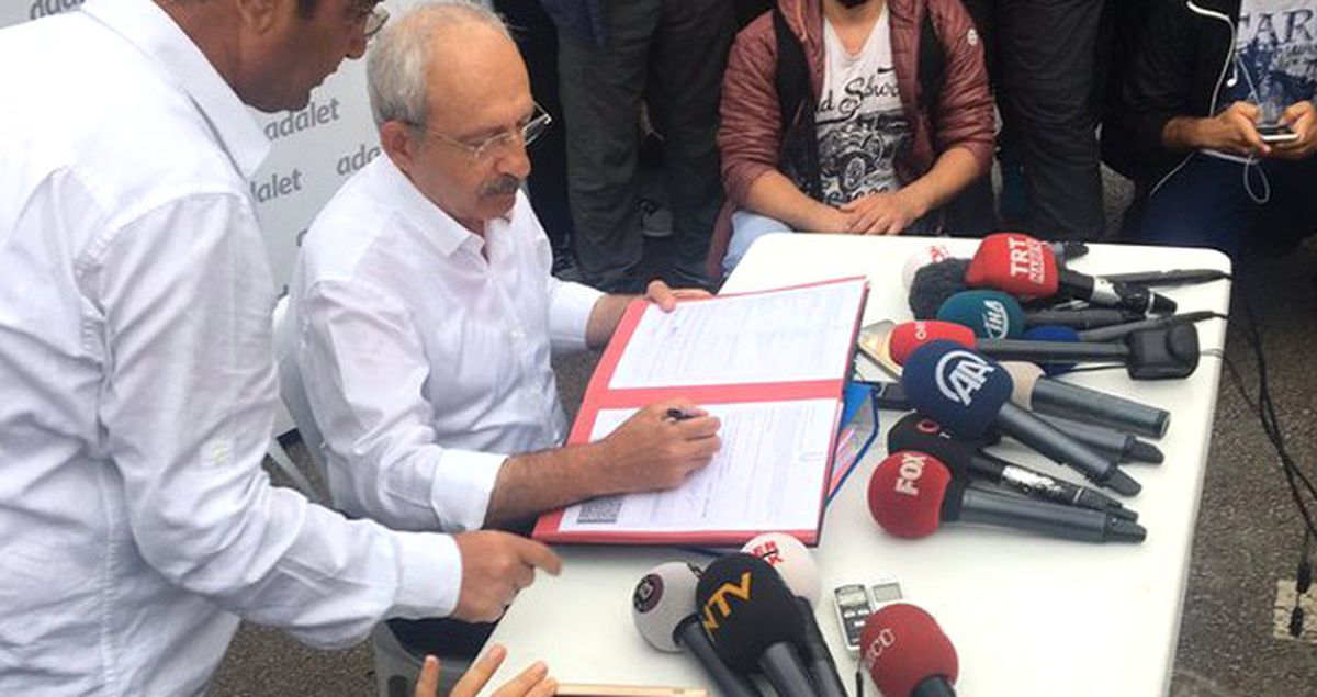 Kılıçdaroğlu Canlı Yayında İmzayı Attı! CHP, Mühürsüz Oy Pusulaları İçin AİHM'e Gidiyor