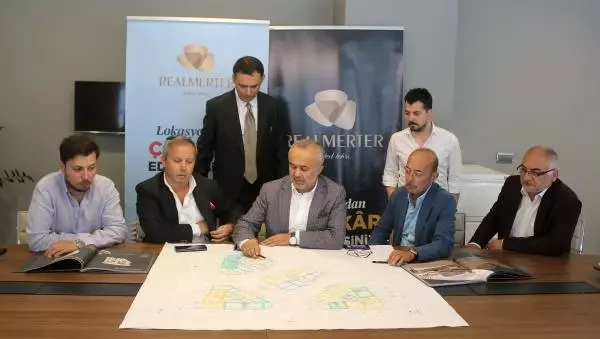 Tekstil Sektörünü Bir Araya Getiren Toptan Avm Real Merter Tekstil Sektörünü Bir Araya Getiren Toptan Avm Real Merter