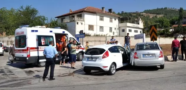 Tokat�ta Trafik Kazası 3 Yaralı Haberler