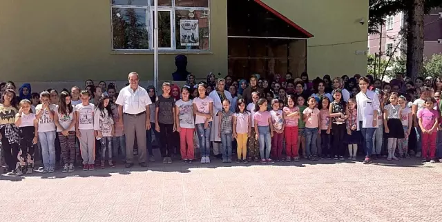 25 İlçede Genç Komek Yaz Okulu Eğitimleri Başladı 25 İlçede Genç Komek Yaz Okulu Eğitimleri Başladı