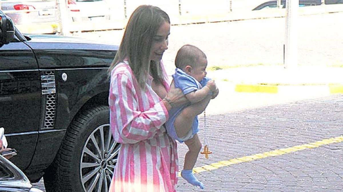 Gülşen'in Çocuğunu Tutuş Biçimi Tartışma Yarattı