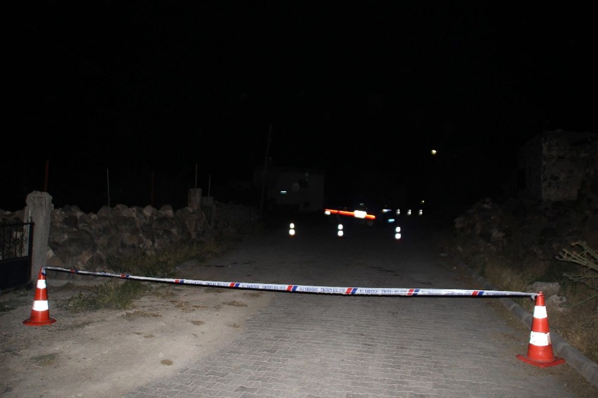 Kayseri'de İki Aile Birbirine Girdi: 2 Ölü 15 Yaralı