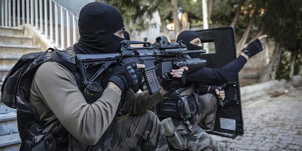 İstanbul'da Eylem Hazırlığındaki DEAŞ Hücresi Çökertildi: 29 Terörist Yakalandı