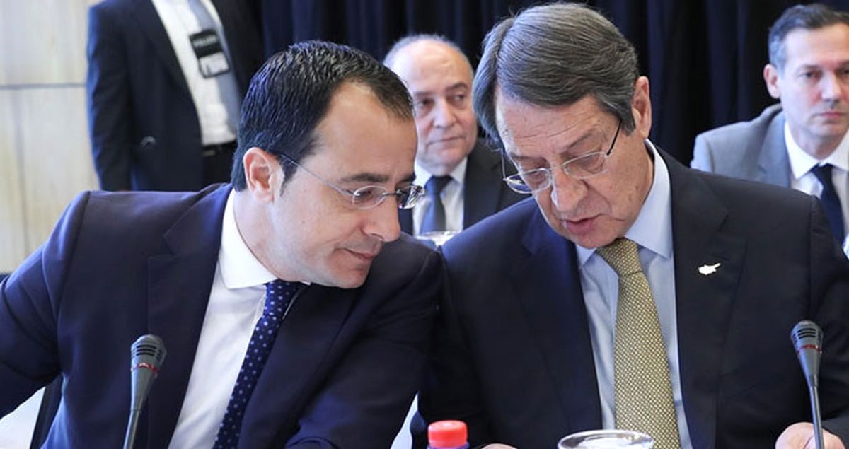 Kıbrıs Görüşmelerinde Rum Tarafı Yine Masayı Terk Etti