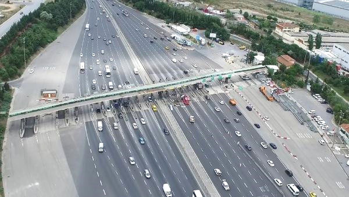 Serbest Geçiş Sistemi İçin Çamlıca Gişelerinde 4 Şerit Kapatıldı