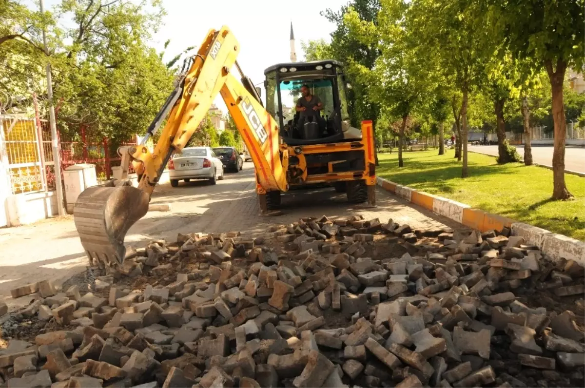 Esnaf İstedi, Yol Çalışması Başlatıldı