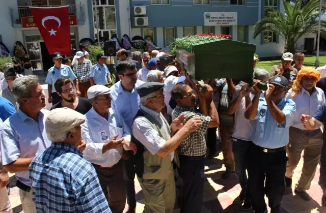 Karpuzlu'nun Kurucu Başkanı Cemal Atilla Son Yolculuğuna Uğurlandı Karpuzlu'nun Kurucu Başkanı Cemal Atilla Son Yolculuğuna Uğurlandı