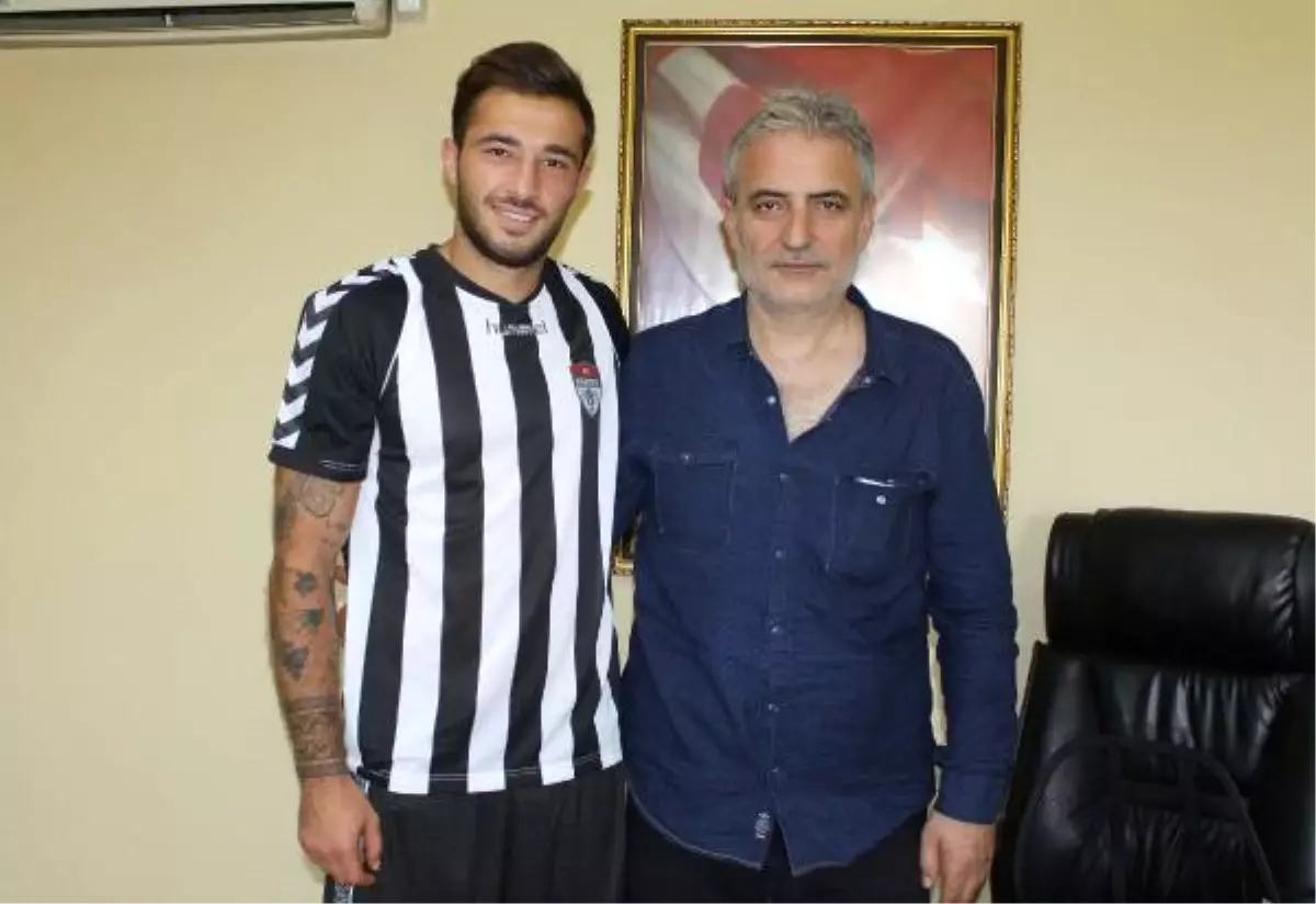 Manisaspor Mehmet Enes'le İmzaladı